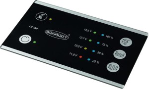 Panel kontrolny systemu LT 100 wraz z akcesoriami